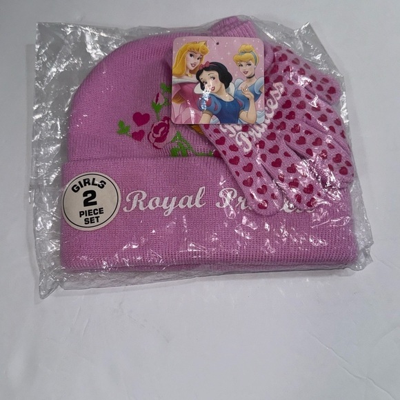 Disney Other - Disney Princess Toddler Girl's pink Hat & Mittens Set